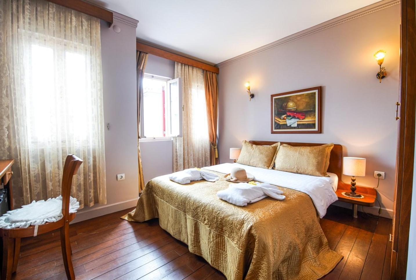 Bozcaada Biz Otel Exteriör bild